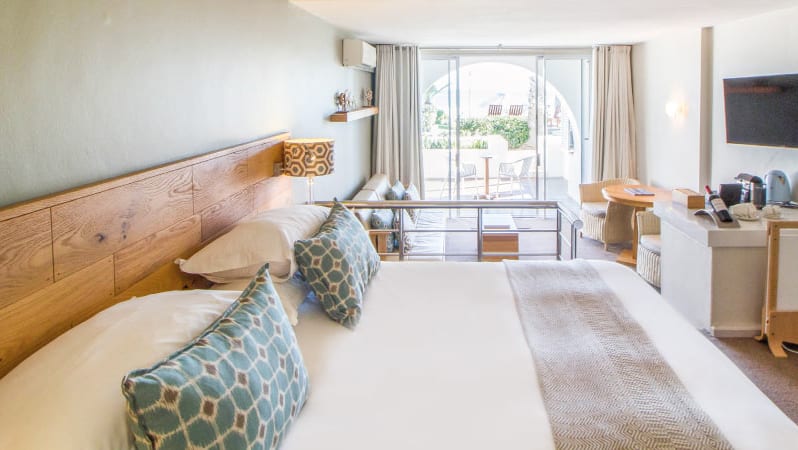 The Bay Hotel-Cabana Room 1_6886